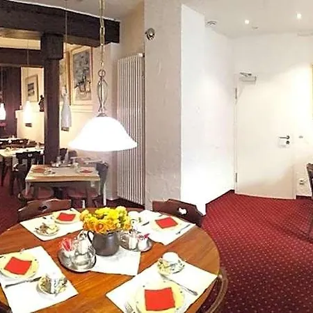 Zum Roemer Hotel *