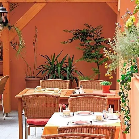 Zum Roemer Hotel